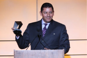 Louis Hernandez Jr - Helping Business Owners Build Inspired Companies