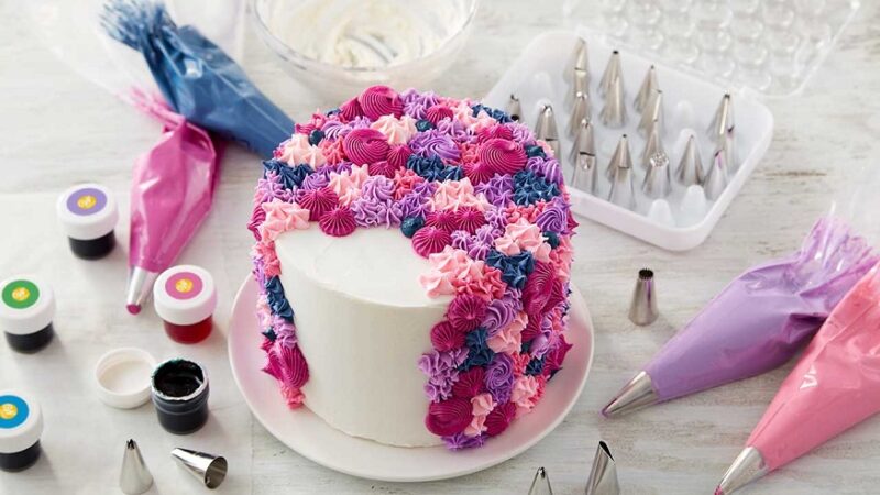 Have a birthday coming up? Know the best cake decoration tips