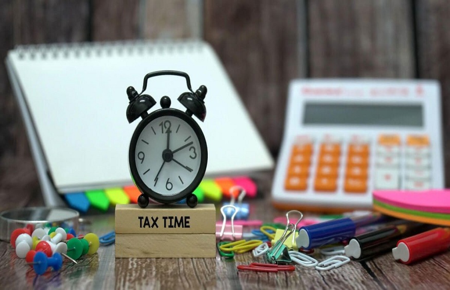 How a Tax Accountant Simplifies the Tax Process for Freelancers?