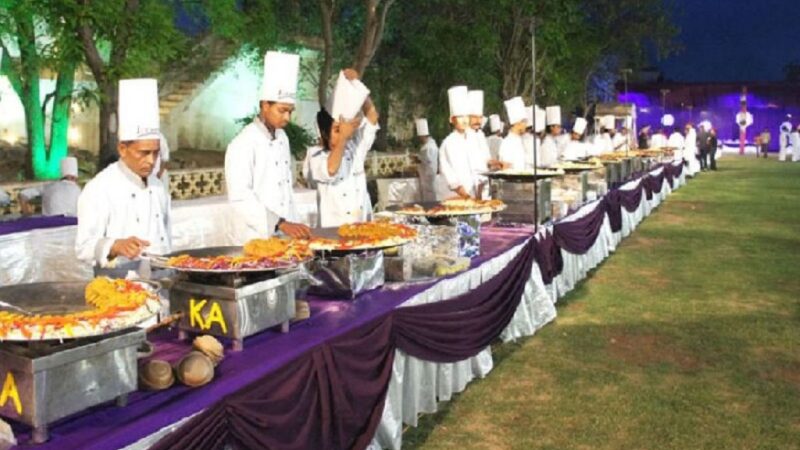 Things You Should Ask Before Booking a Wedding Caterer