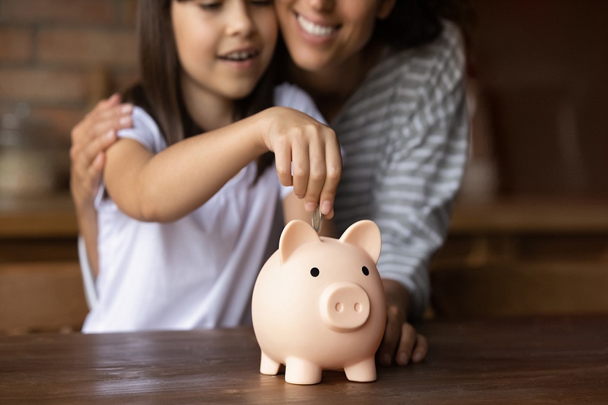 Kids’ Savings Accounts: Benefits, Features, and Smart Tips for Parents